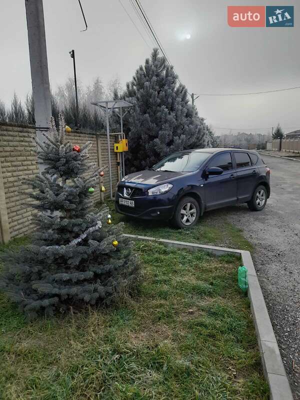 Внедорожник / Кроссовер Nissan Qashqai 2010 в Запорожье