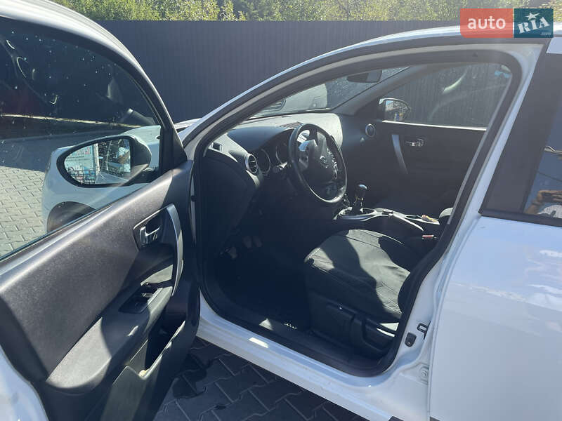 Внедорожник / Кроссовер Nissan Qashqai 2010 в Иршаве