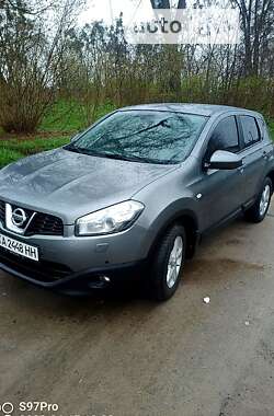 Позашляховик / Кросовер Nissan Qashqai 2013 в Боровах