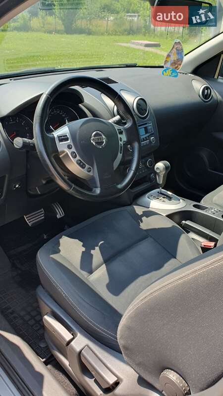 Позашляховик / Кросовер Nissan Qashqai 2011 в Житомирі