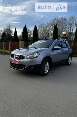 Внедорожник / Кроссовер Nissan Qashqai 2010 в Днепре