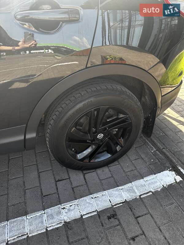 Внедорожник / Кроссовер Nissan Qashqai 2015 в Луцке