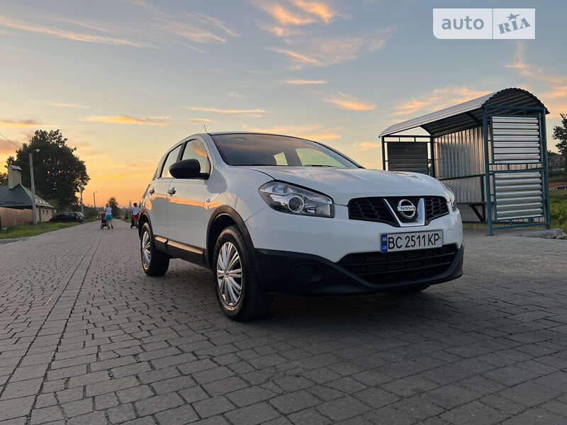 Внедорожник / Кроссовер Nissan Qashqai 2013 в Львове