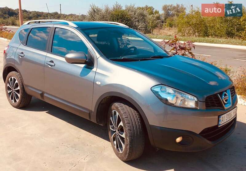 Внедорожник / Кроссовер Nissan Qashqai 2012 в Новой Одессе