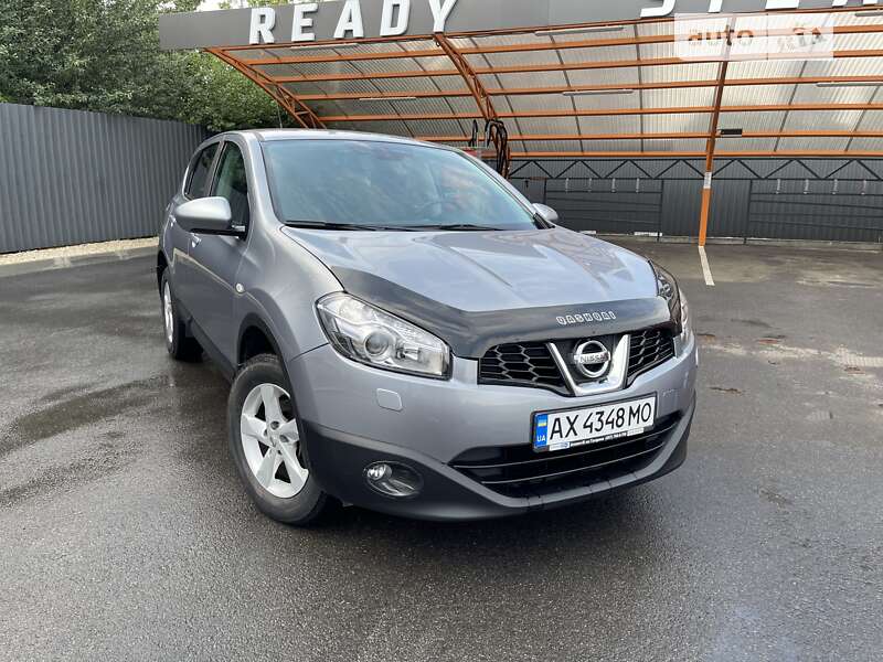 Внедорожник / Кроссовер Nissan Qashqai 2010 в Харькове