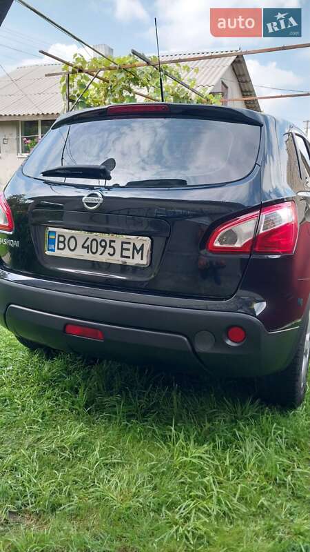 Внедорожник / Кроссовер Nissan Qashqai 2010 в Бучаче