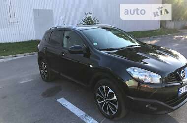 Внедорожник / Кроссовер Nissan Qashqai 2011 в 