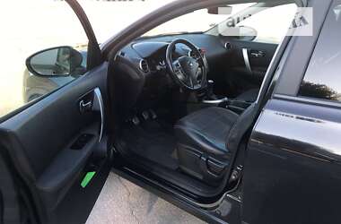 Внедорожник / Кроссовер Nissan Qashqai 2011 в 