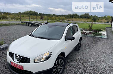 Внедорожник / Кроссовер Nissan Qashqai 2013 в 