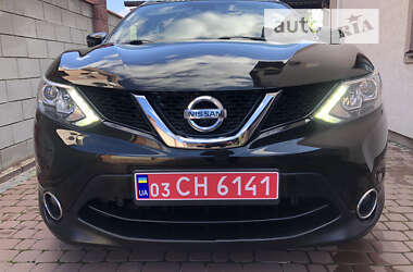 Внедорожник / Кроссовер Nissan Qashqai 2015 в Луцке