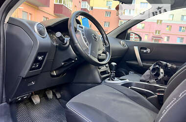 Позашляховик / Кросовер Nissan Qashqai 2010 в Сумах