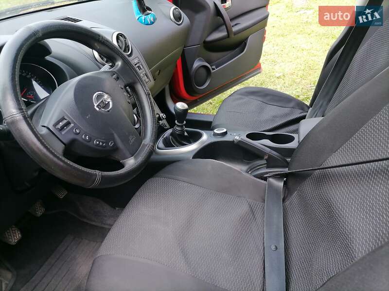 Внедорожник / Кроссовер Nissan Qashqai 2011 в Ровно фото 5 Внедорожник / Кроссовер Nissan Qashqai 2011 в Ровно