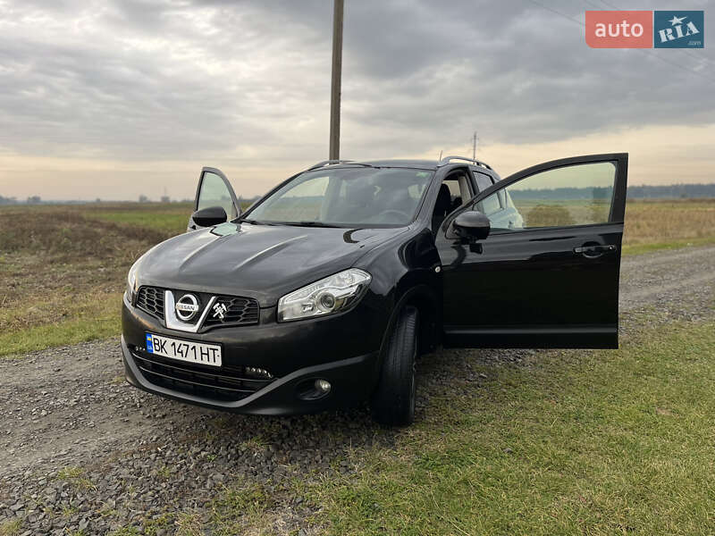 Внедорожник / Кроссовер Nissan Qashqai 2012 в Ровно