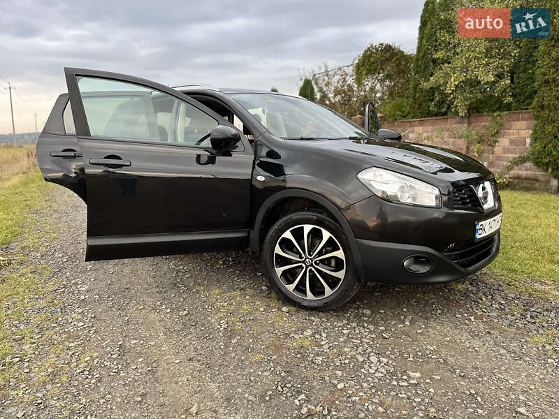 Внедорожник / Кроссовер Nissan Qashqai 2012 в Ровно
