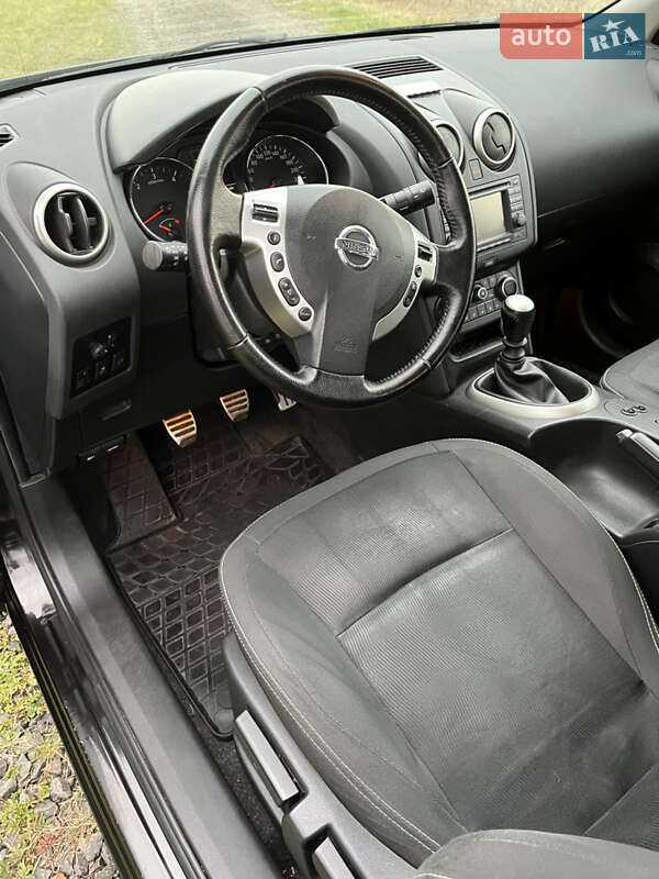 Внедорожник / Кроссовер Nissan Qashqai 2012 в Ровно