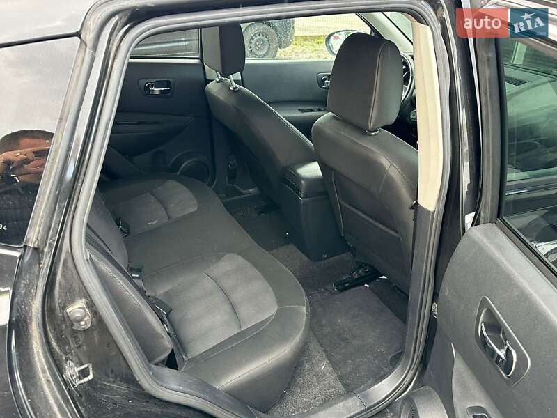 Позашляховик / Кросовер Nissan Qashqai 2011 в Києві