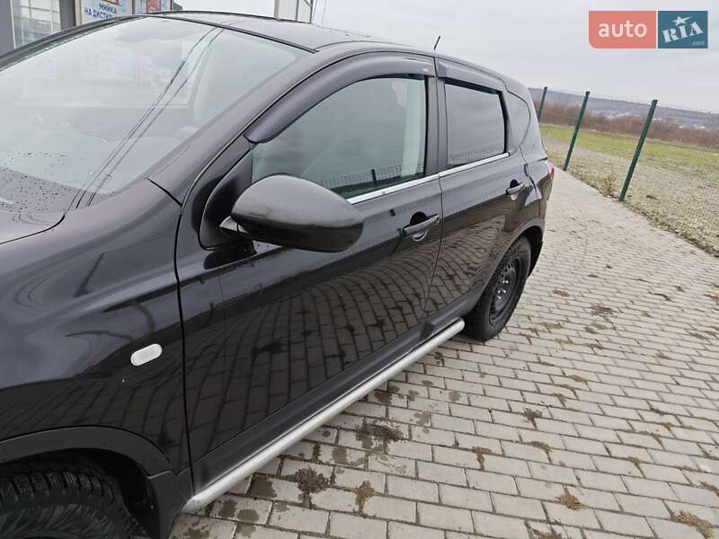 Внедорожник / Кроссовер Nissan Qashqai 2008 в Черновцах