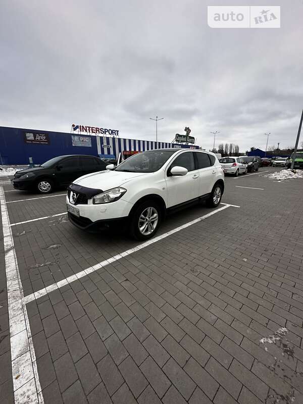 Позашляховик / Кросовер Nissan Qashqai 2011 в Вінниці