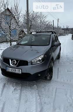 Внедорожник / Кроссовер Nissan Qashqai 2010 в Харькове