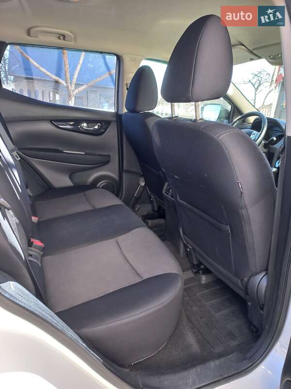 Внедорожник / Кроссовер Nissan Qashqai 2017 в Черновцах