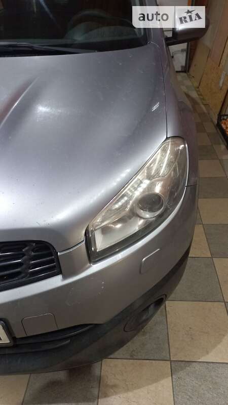 Внедорожник / Кроссовер Nissan Qashqai 2010 в Кривом Роге