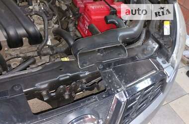 Внедорожник / Кроссовер Nissan Qashqai 2010 в 