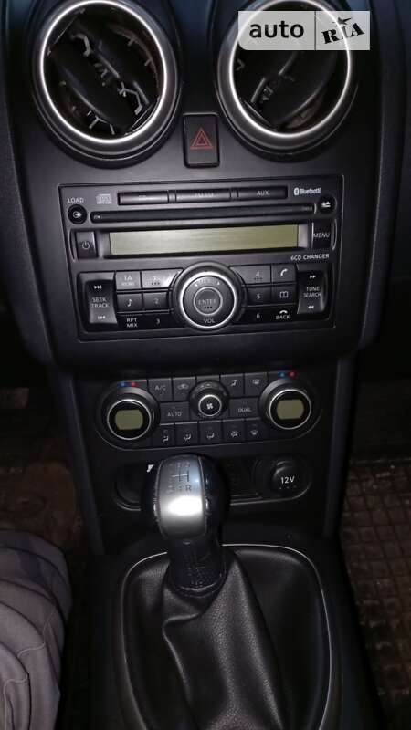 Внедорожник / Кроссовер Nissan Qashqai 2010 в Кривом Роге