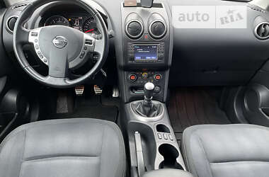 Внедорожник / Кроссовер Nissan Qashqai 2010 в 