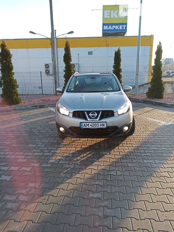 Внедорожник / Кроссовер Nissan Qashqai 2012 в Житомире