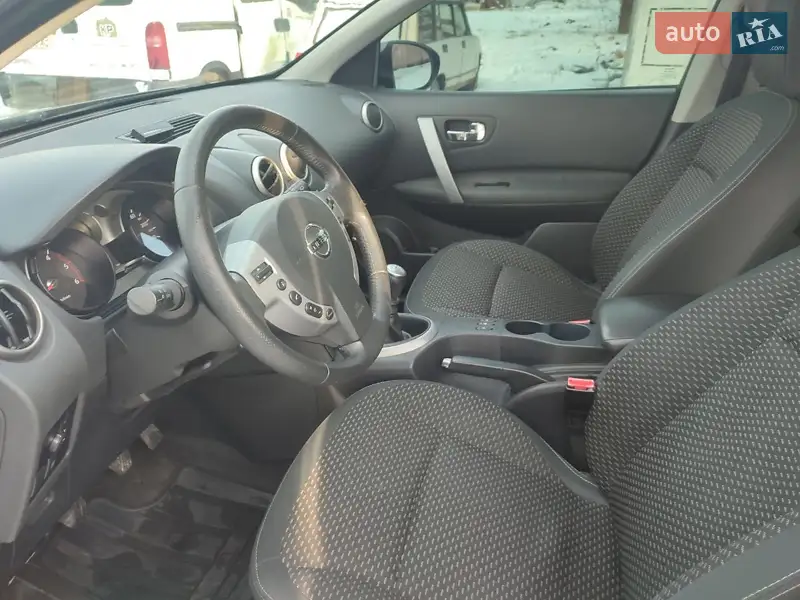 Позашляховик / Кросовер Nissan Qashqai 2008 в 