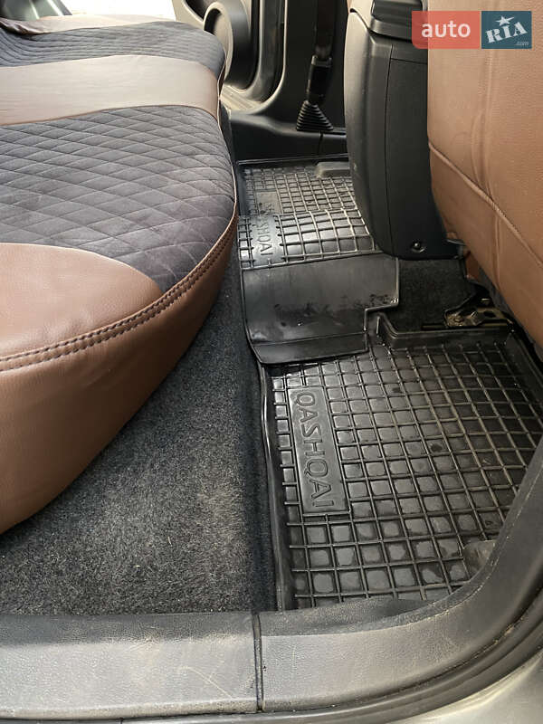 Позашляховик / Кросовер Nissan Qashqai 2011 в Києві