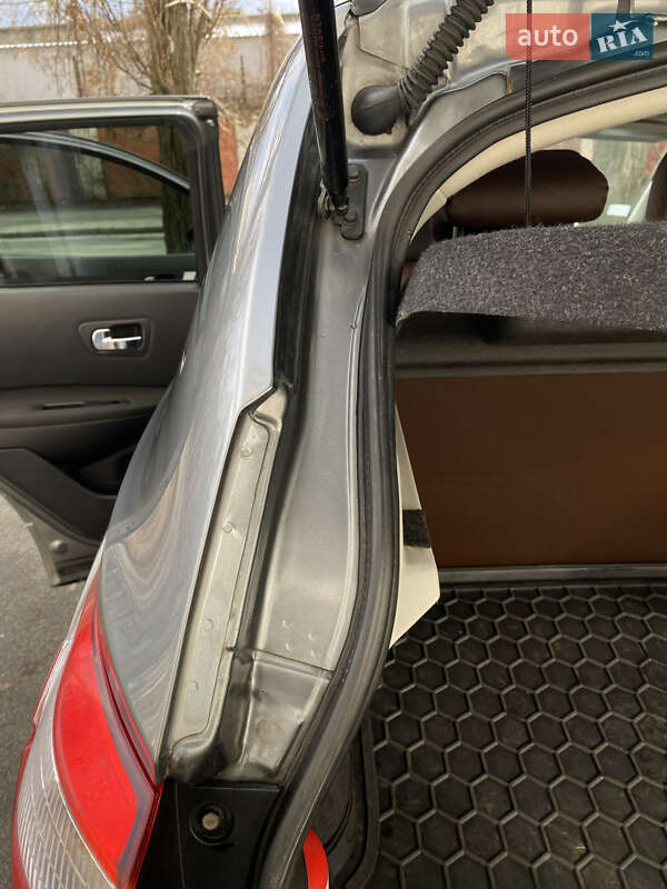 Позашляховик / Кросовер Nissan Qashqai 2011 в Києві