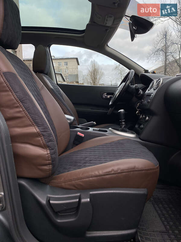 Позашляховик / Кросовер Nissan Qashqai 2011 в Києві