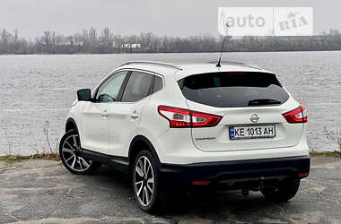 Внедорожник / Кроссовер Nissan Qashqai 2015 в Днепре