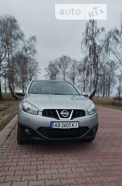 Внедорожник / Кроссовер Nissan Qashqai 2012 в Липовце