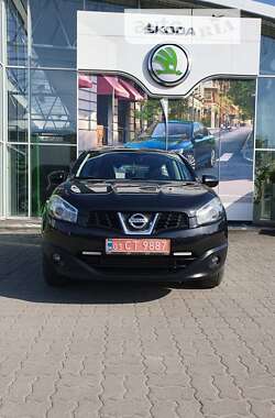 Позашляховик / Кросовер Nissan Qashqai 2013 в Луцьку