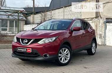 Позашляховик / Кросовер Nissan Qashqai 2015 в Києві