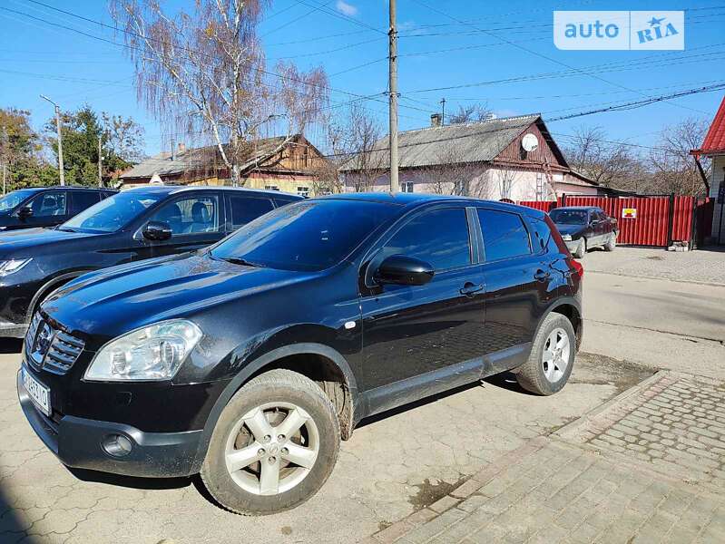 Позашляховик / Кросовер Nissan Qashqai 2009 в Рівному