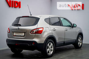 Внедорожник / Кроссовер Nissan Qashqai 2013 в Киеве