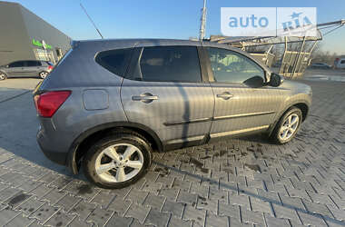 Позашляховик / Кросовер Nissan Qashqai 2010 в Звягелі