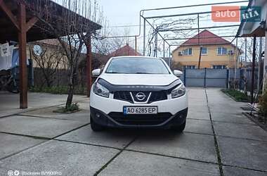 Внедорожник / Кроссовер Nissan Qashqai 2011 в 