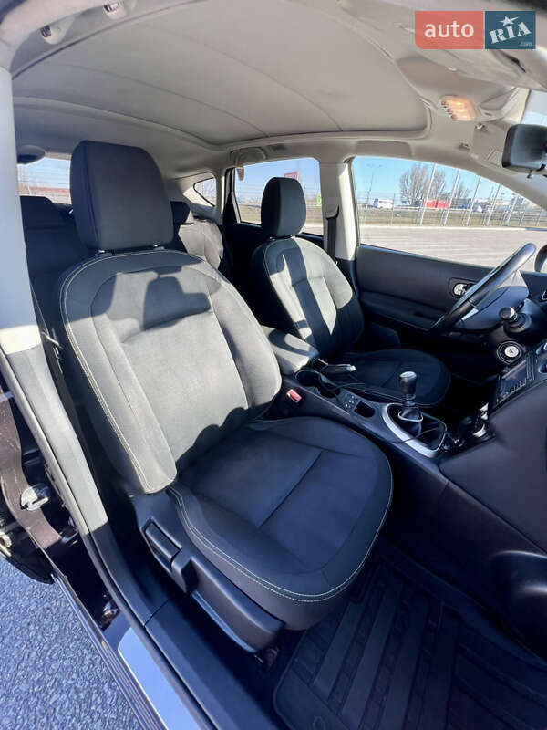 Внедорожник / Кроссовер Nissan Qashqai 2010 в Днепре