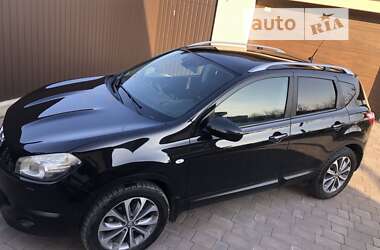 Внедорожник / Кроссовер Nissan Qashqai 2010 в Ивано-Франковске