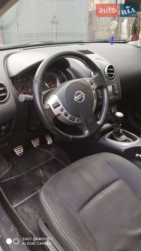 Позашляховик / Кросовер Nissan Qashqai 2010 в Стрию