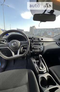 Внедорожник / Кроссовер Nissan Qashqai 2018 в Сумах