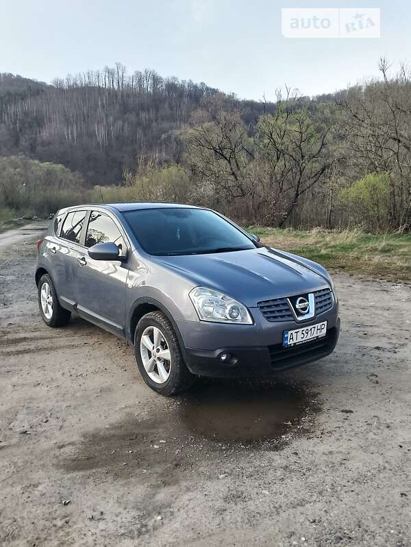 Внедорожник / Кроссовер Nissan Qashqai 2009 в Калуше