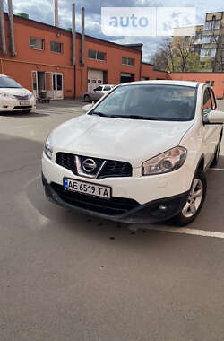 Внедорожник / Кроссовер Nissan Qashqai 2010 в Кривом Роге