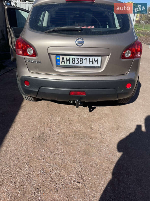 Внедорожник / Кроссовер Nissan Qashqai 2008 в Коростене