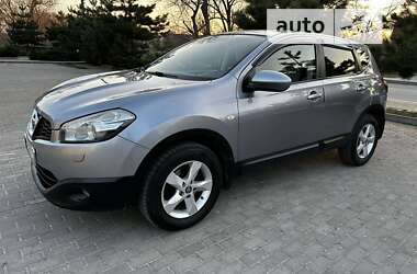 Позашляховик / Кросовер Nissan Qashqai 2010 в Черкасах