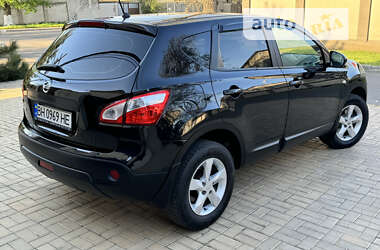 Позашляховик / Кросовер Nissan Qashqai 2010 в Одесі